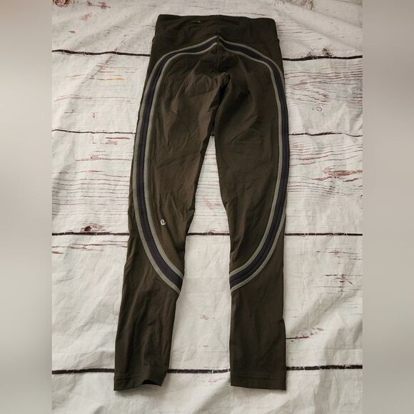 Lululemon Run Crew Tight 28" Size 8 - Picture 4 of 6